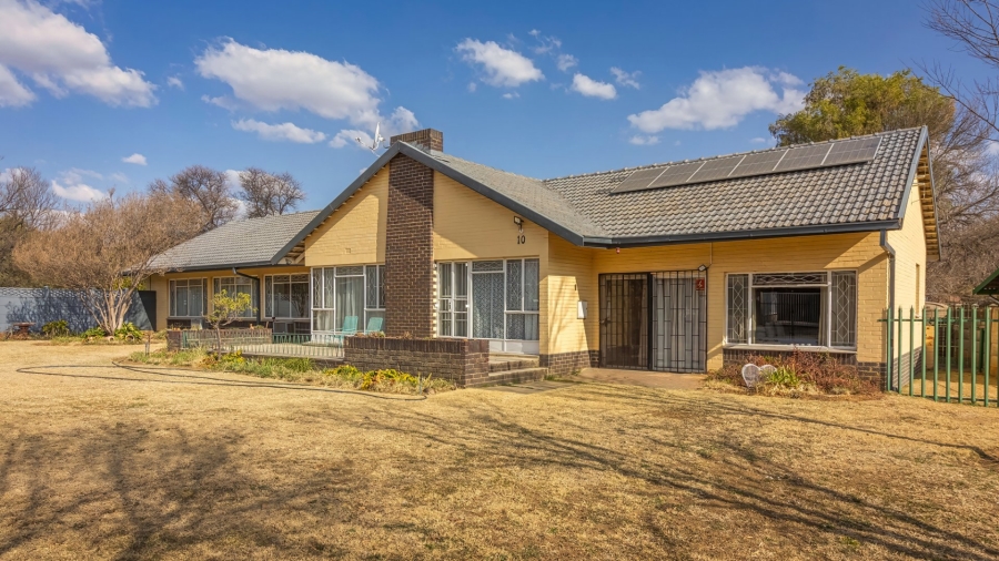 4 Bedroom Property for Sale in Panorama Free State